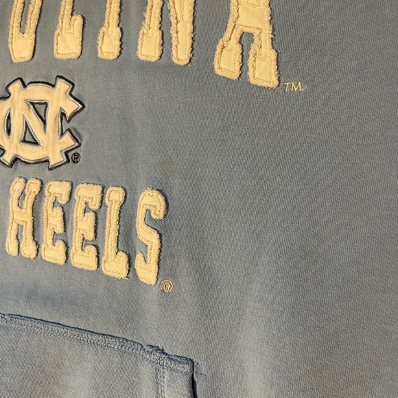 Colosseum Tar Heels Hoodie - University of North Carolina - Size Large - Picture 6 of 14